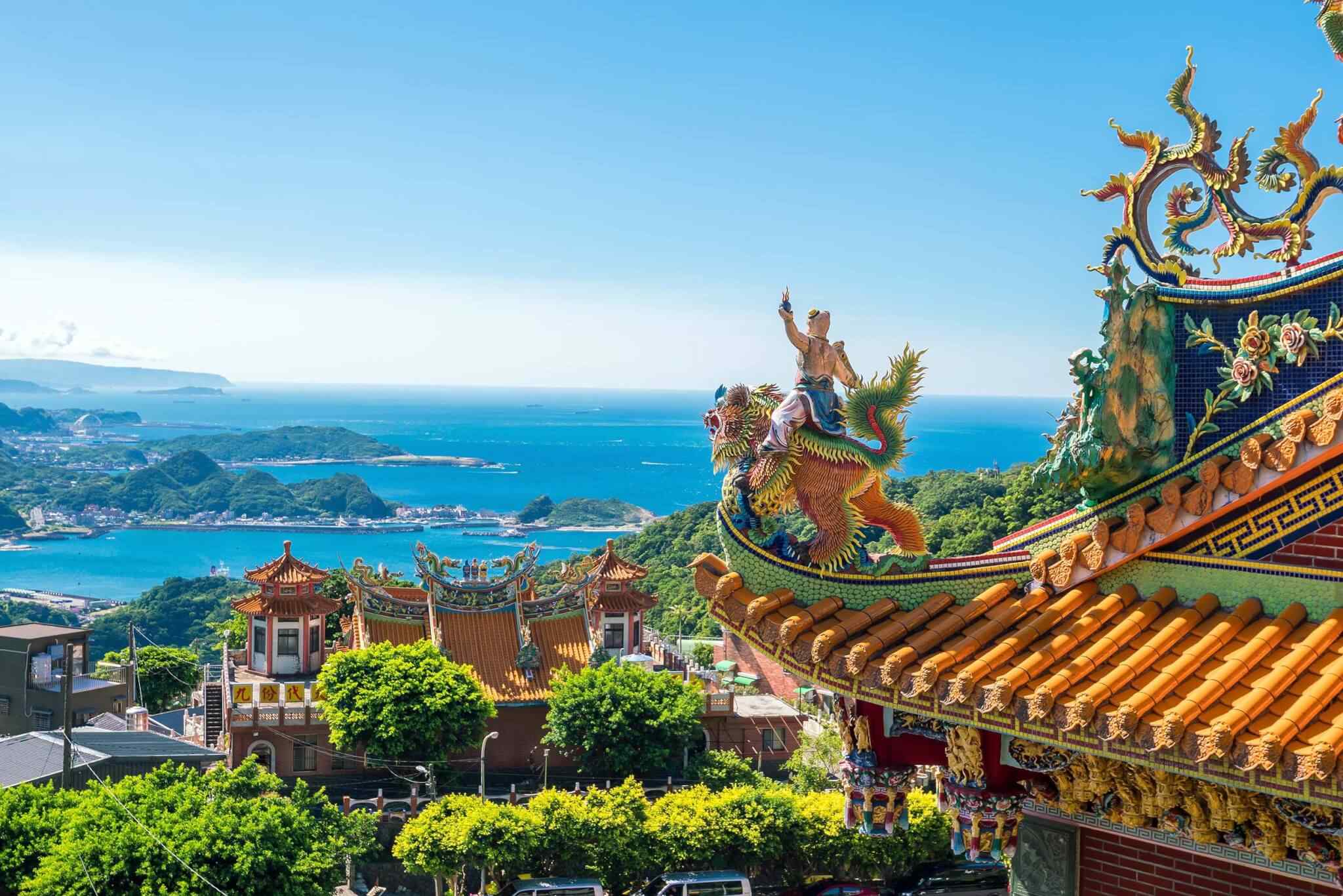https://rizzed-up.com/wp-content/uploads/2018/09/tour-kaohsiung-04.jpg