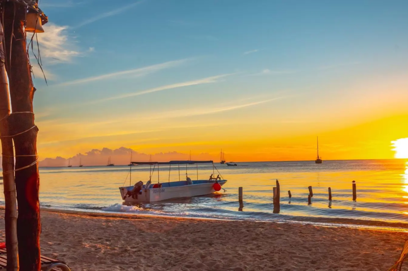 Western Caribbean Charm